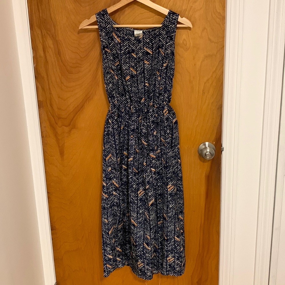Pe:tite cinched waist dress